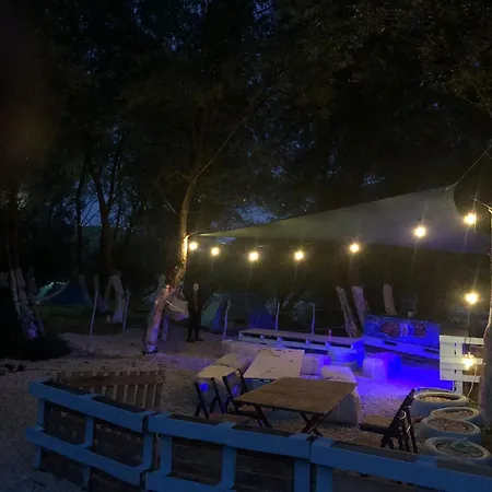 Campingplads Micro Africa Site Karpen